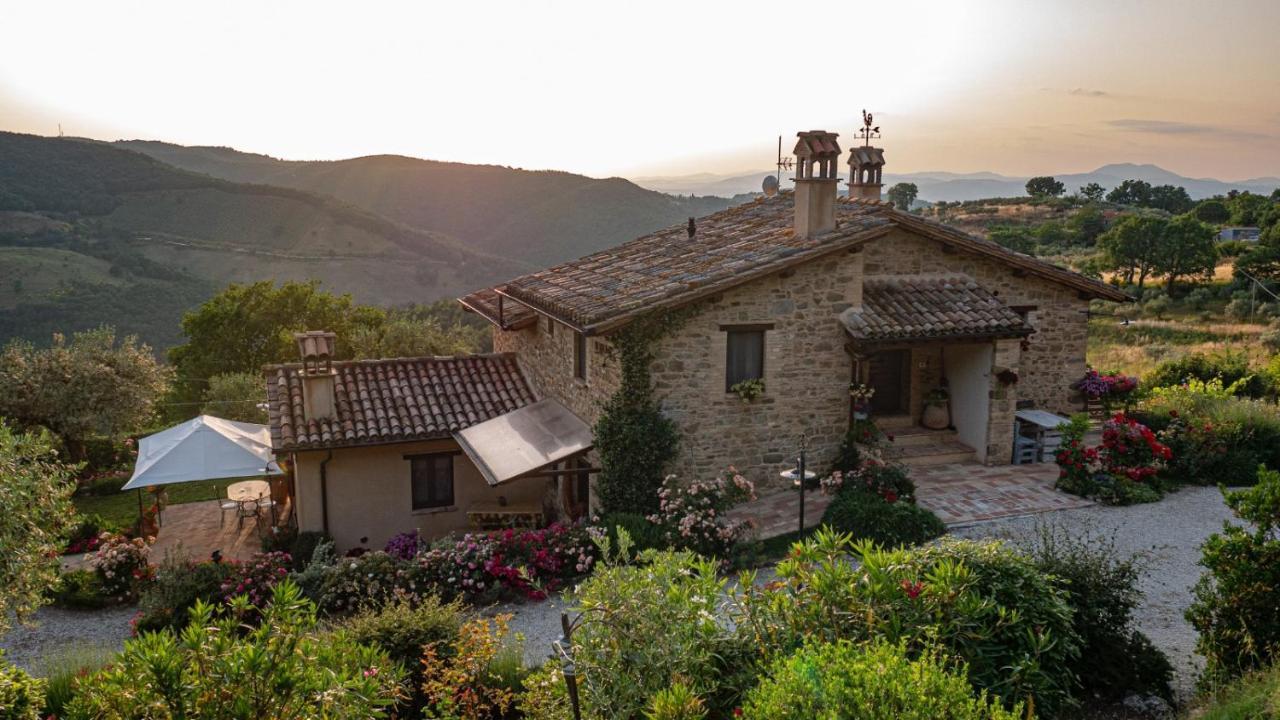 Il Casale Di Fiore Cannara Εξωτερικό φωτογραφία
